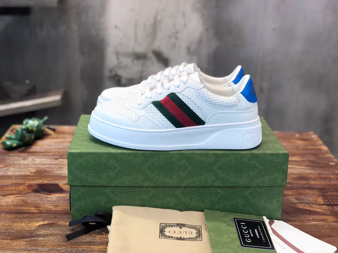 P660💰[Ready stock] Dongguan version (different from market products) Upgraded version 35-45 couple model Gucci2021 latest men's and women's casual biscuit shoes, original mold opening, set last version, perfect series! Welcome to taste. Original coding process. Fabric: First-layer cowhide Lining: Silk cowhide Outsole: Original TPU outsole